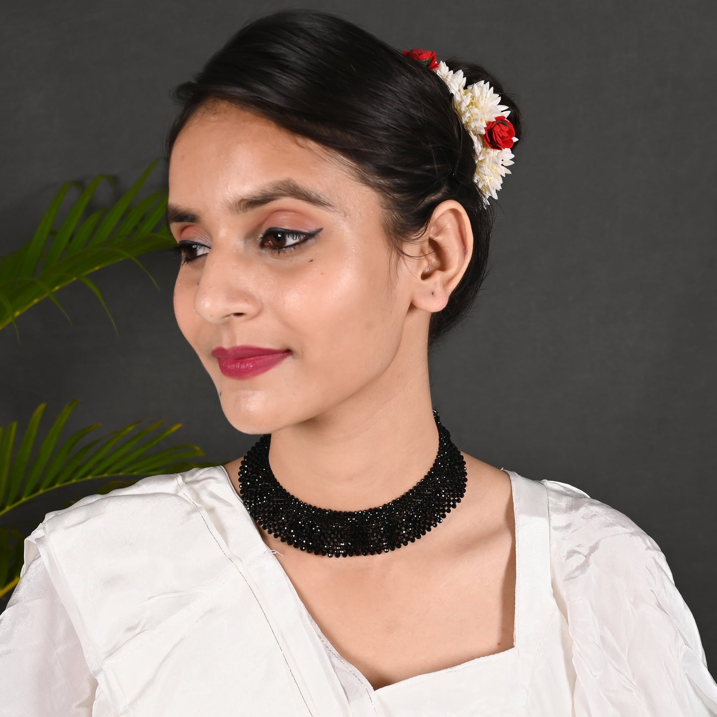 Tanusha Jewels Crystal Beads Choker Necklace