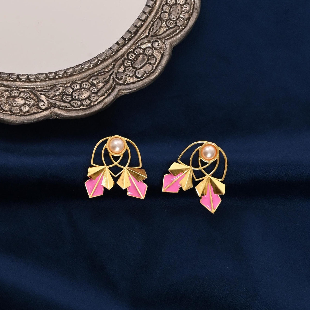Gold Stud Earrings with Enamelling Work, Pearl Studded
