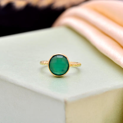 Green Onyx Gold Ring – Handmade Bezel Set Gemstone